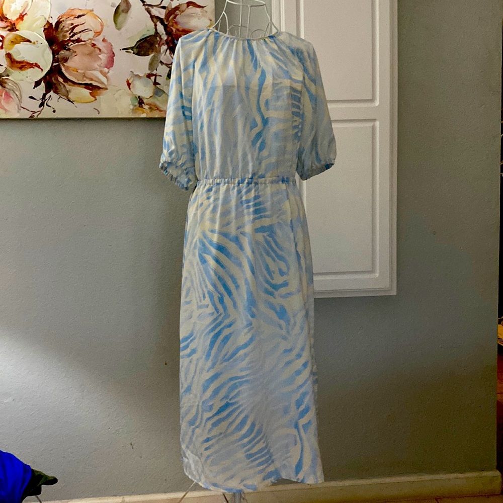 Who What Wear Blue White Midi dress size Small Flowy Vacation